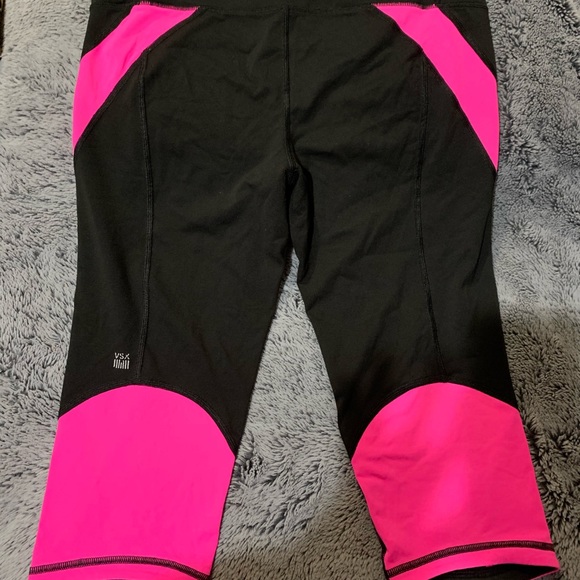 VSX Sport crop legging - Picture 2 of 2